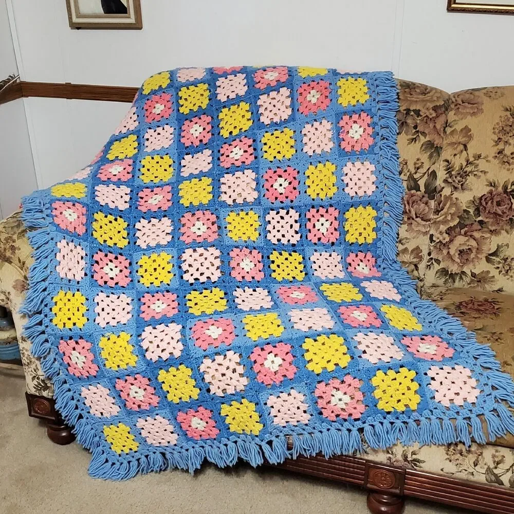 Vintage Granny Square Crochet Afghan Blanket Throw 65
